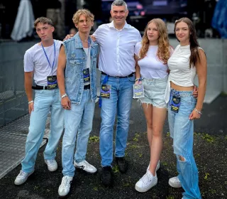 451050615 8058633444197105 433306019152091232 