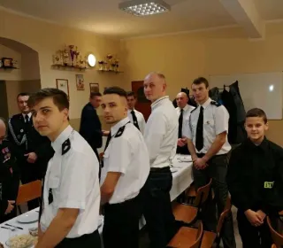 48403683 513859005777186 4115619249949507584 