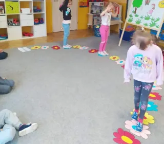 fb img 168266194304