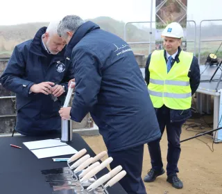 d32bc7c0e7540ae5e6cc58d72f6715ab