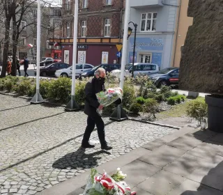 d637999a4774812c0d7580933538b7ca