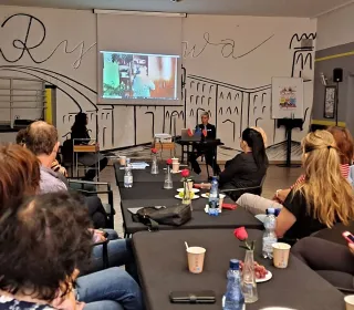 dc0cd4171292296c06466cd5879408e6