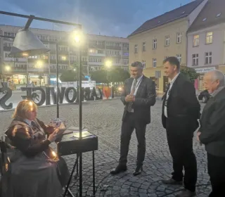 e3d0d3c1e3499c1f60a4243c6d01a079