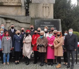 ea7038cdb22837084d8741952067f4d4