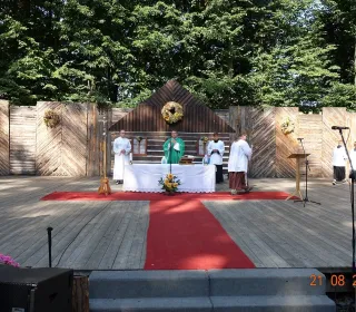 f0f257455d5a91e38065febd612f1615