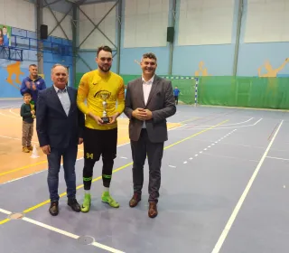 f98f62db381846004ebf887e81332bad