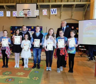 28698481 1008040306000499 2181430505221146889 