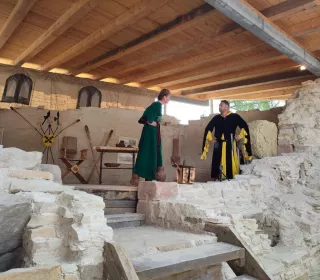 56742582 261562618082778 2926798244019175424 