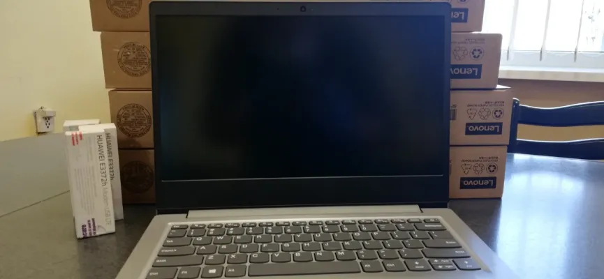 nowe komputery w szkołach podstawowych (3)