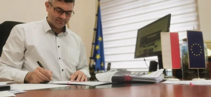 zdjęcie szef umowy piece